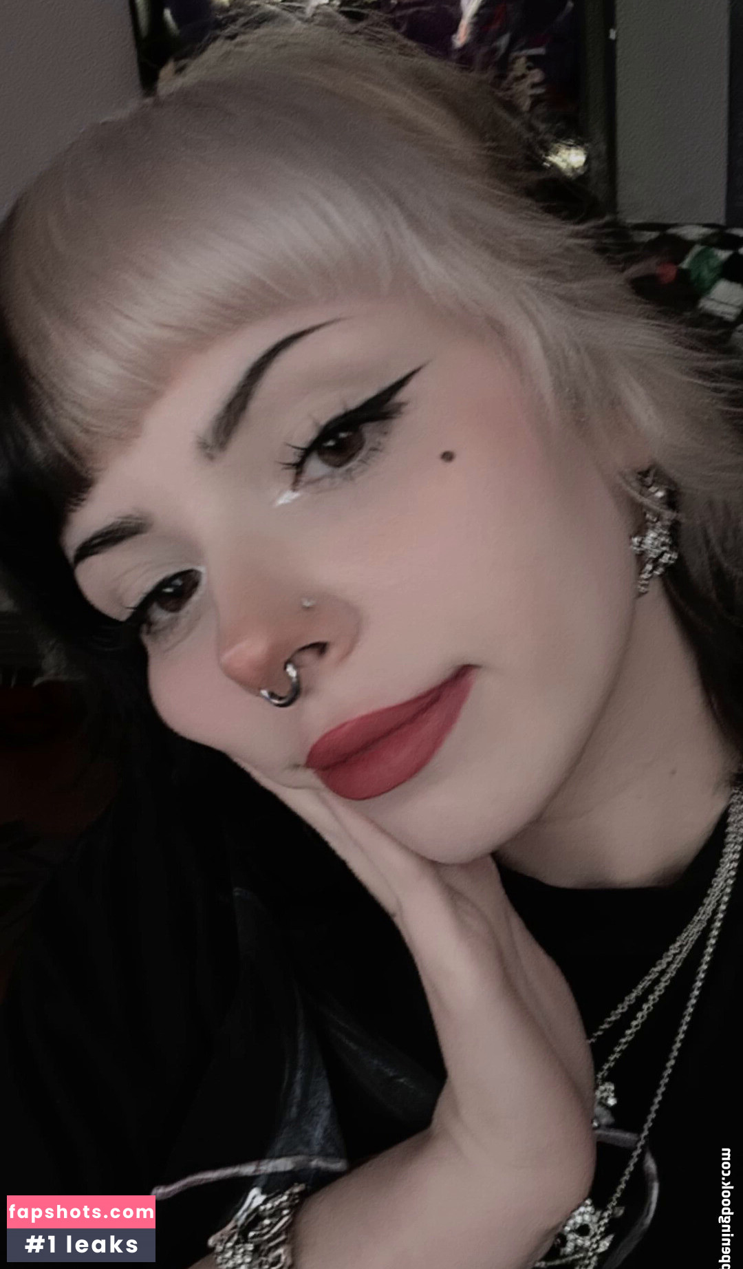 Emma Langevin gallery photo #31