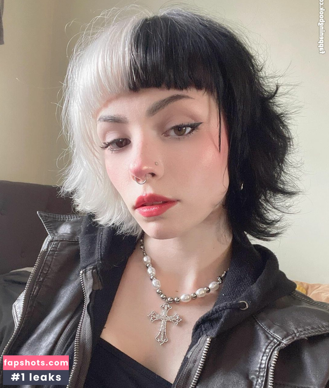 Emma Langevin gallery photo #316