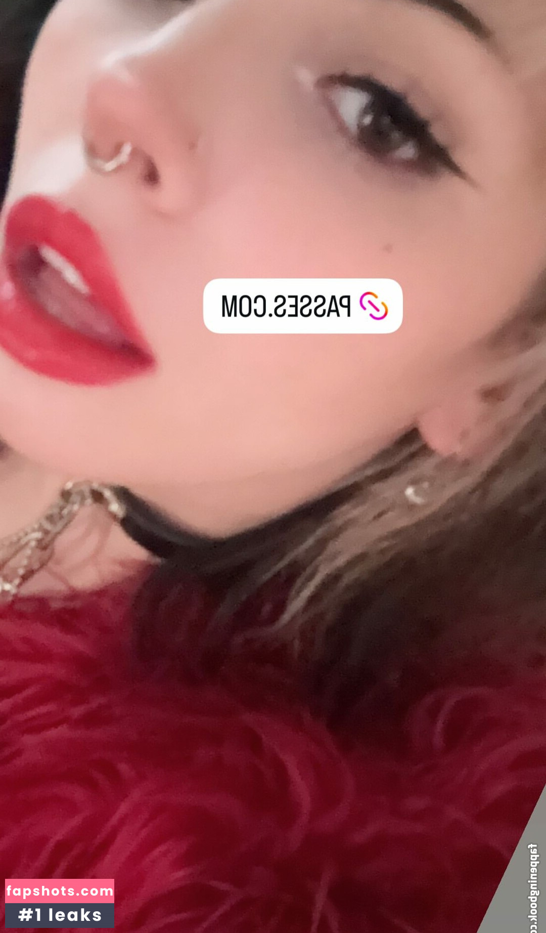 Emma Langevin gallery photo #35