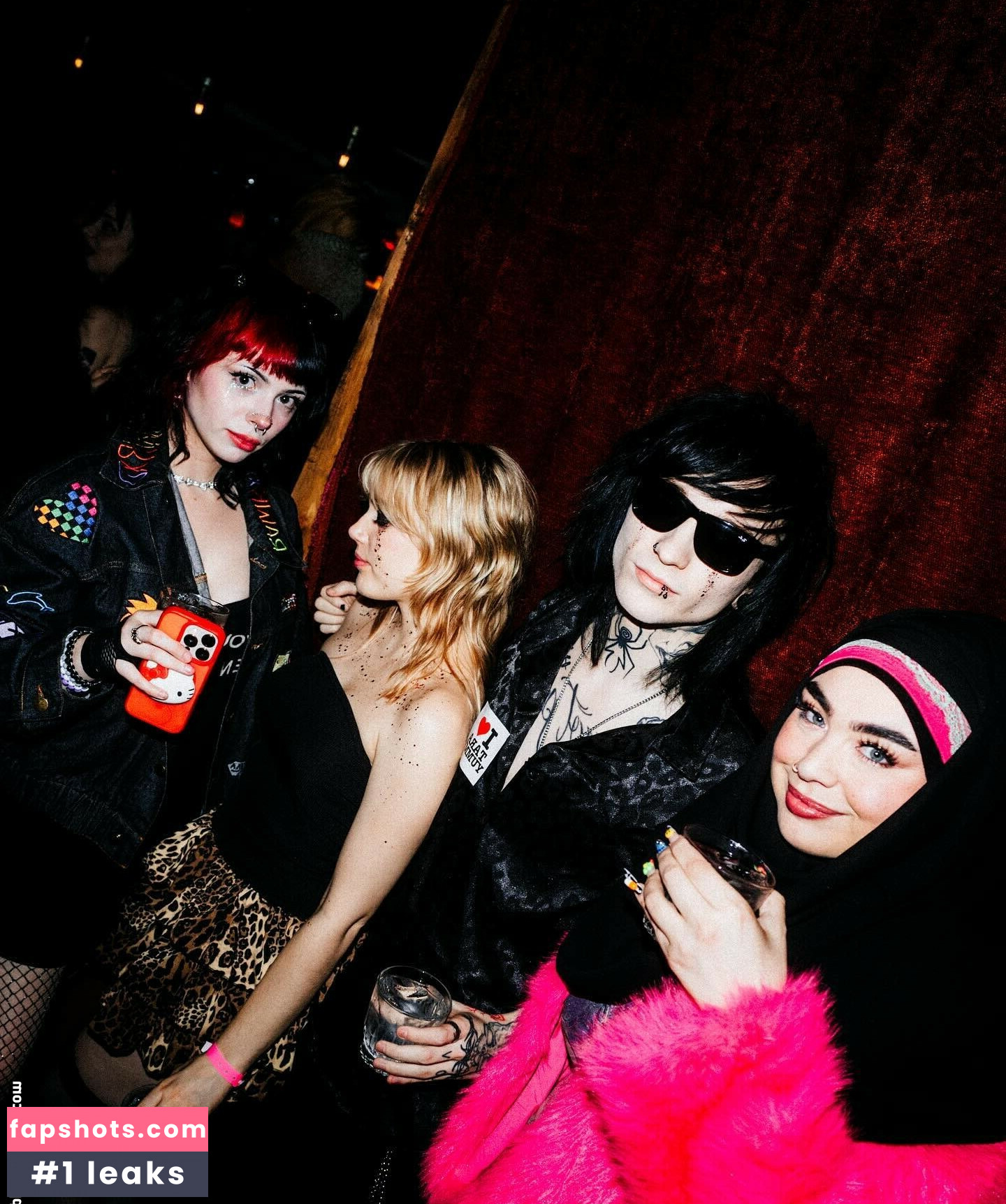 Emma Langevin gallery photo #42