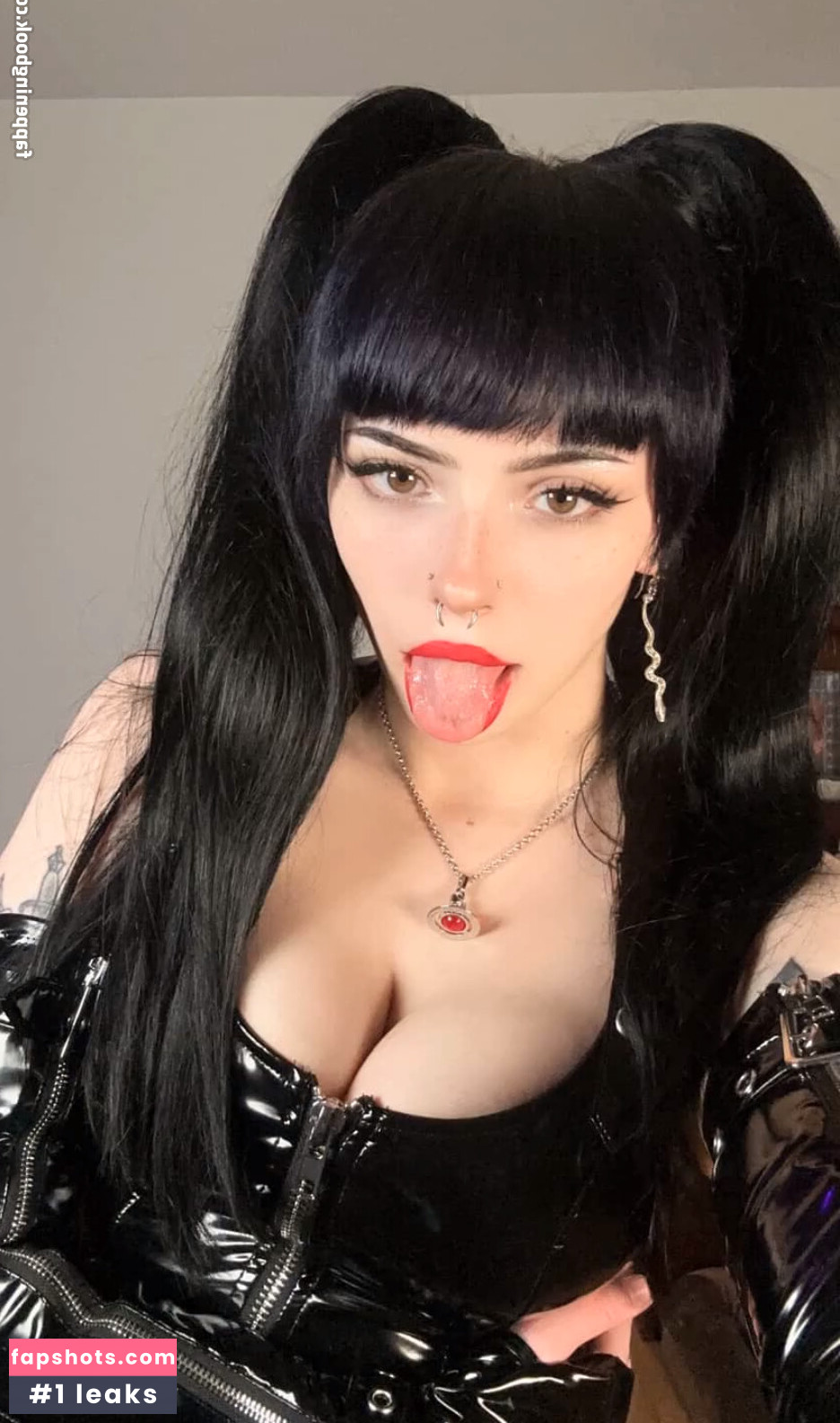 Emma Langevin gallery photo #64