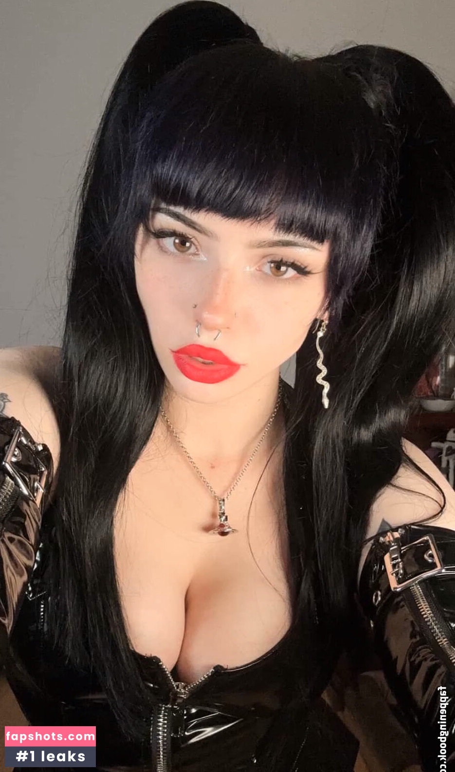 Emma Langevin gallery photo #68