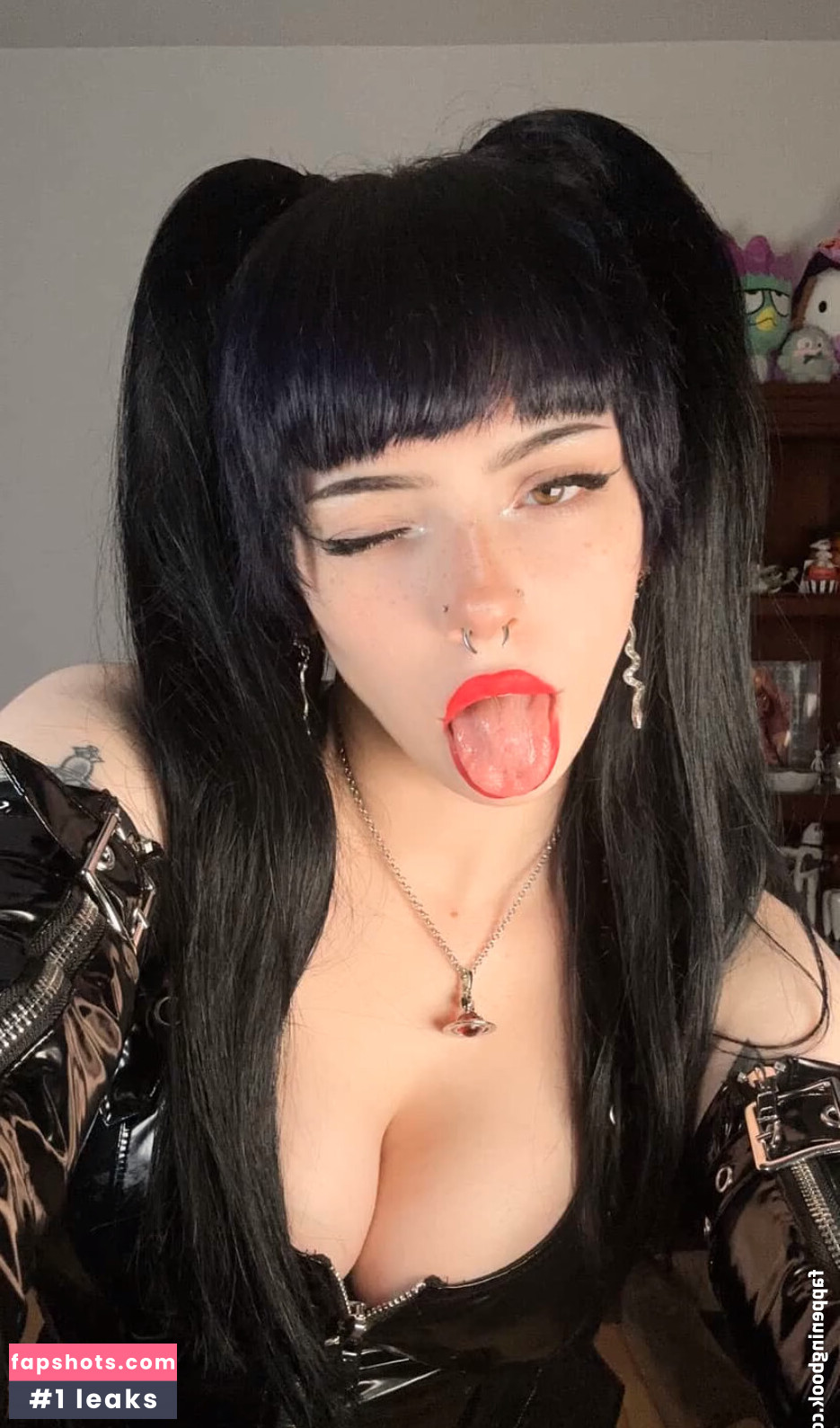 Emma Langevin gallery photo #69