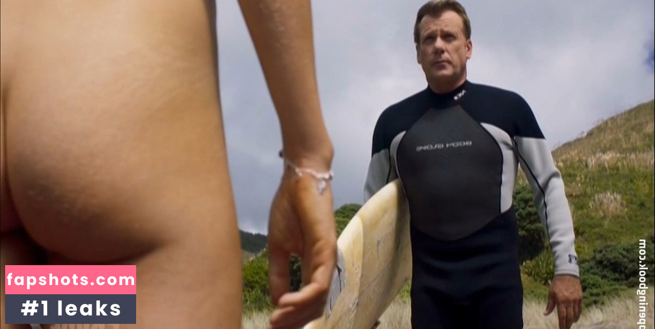 Emma Leonard gallery photo #11