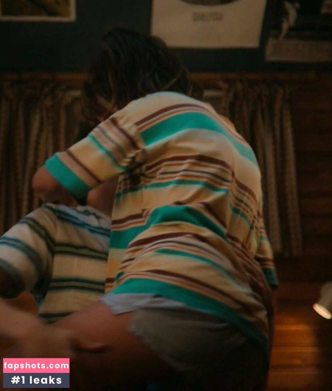 Emma Mackey gallery photo #60