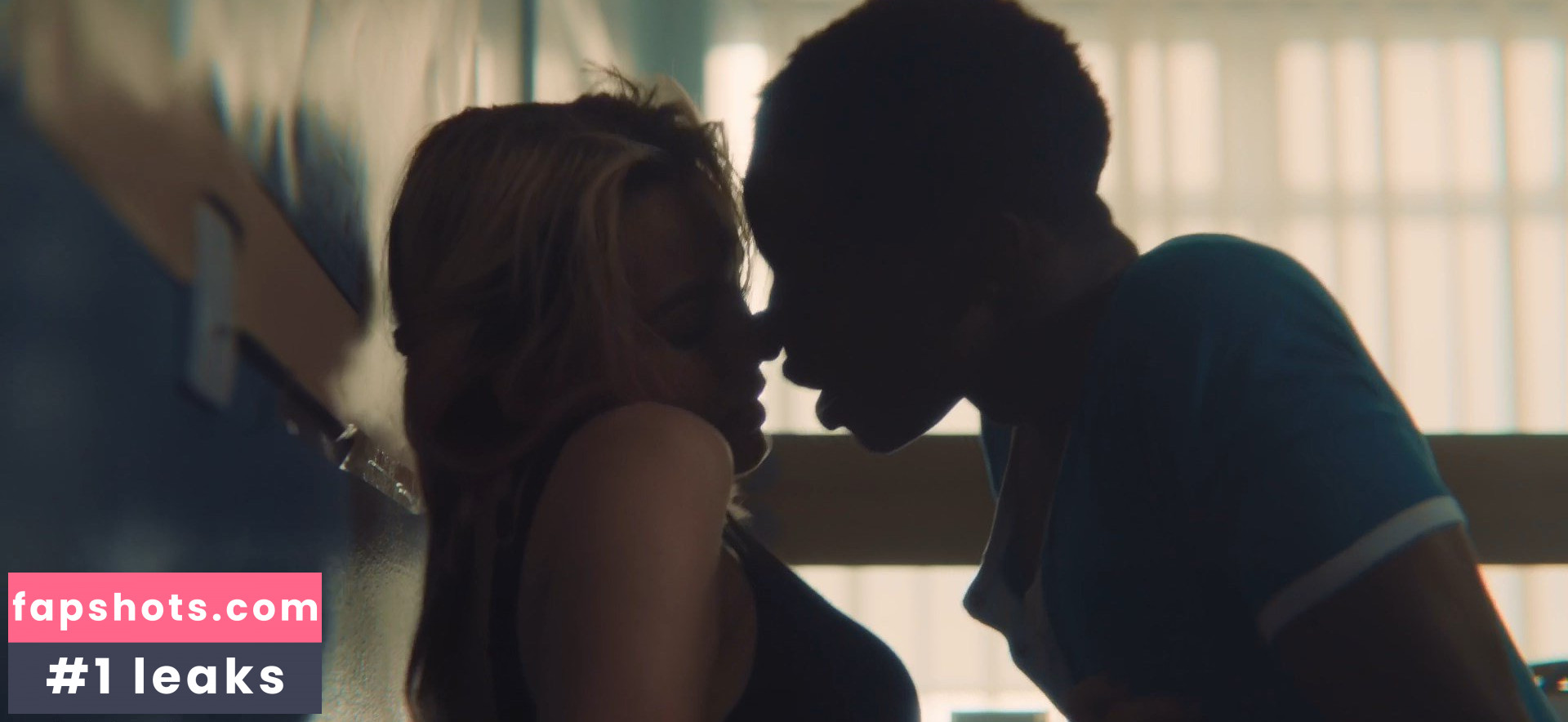 Emma Mackey gallery photo #87