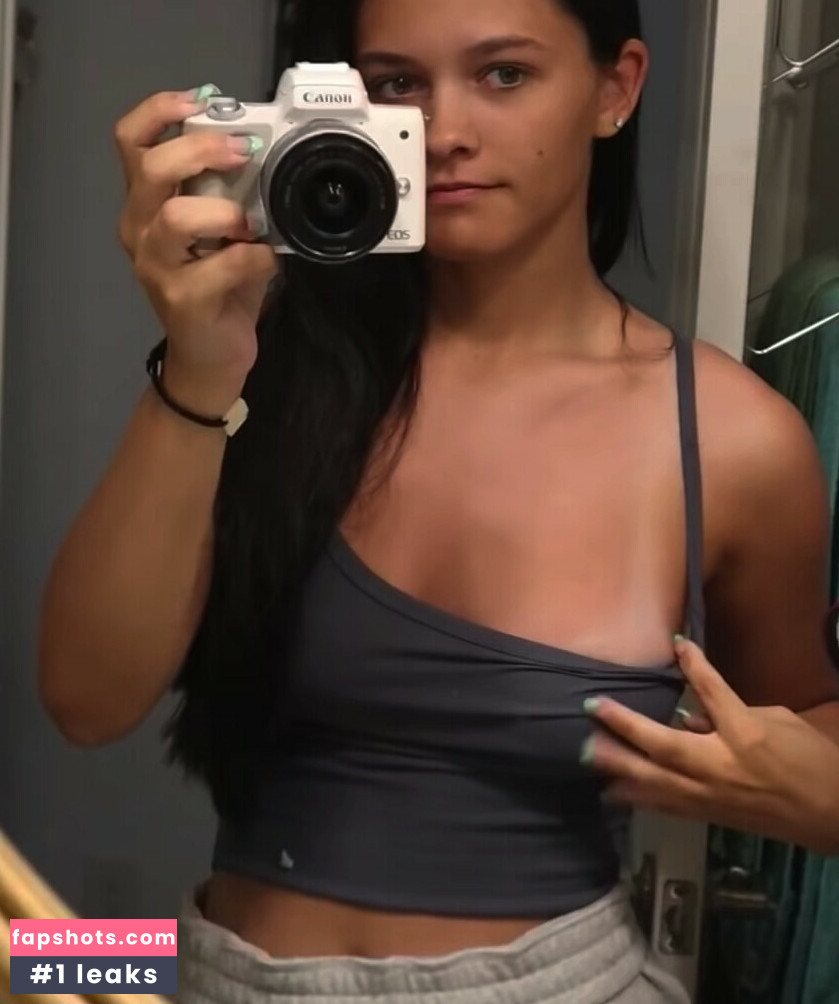 Emma Marie gallery photo #109