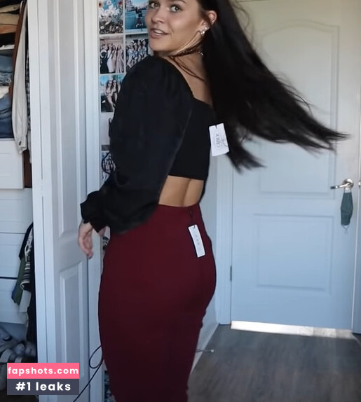 Emma Marie gallery photo #9