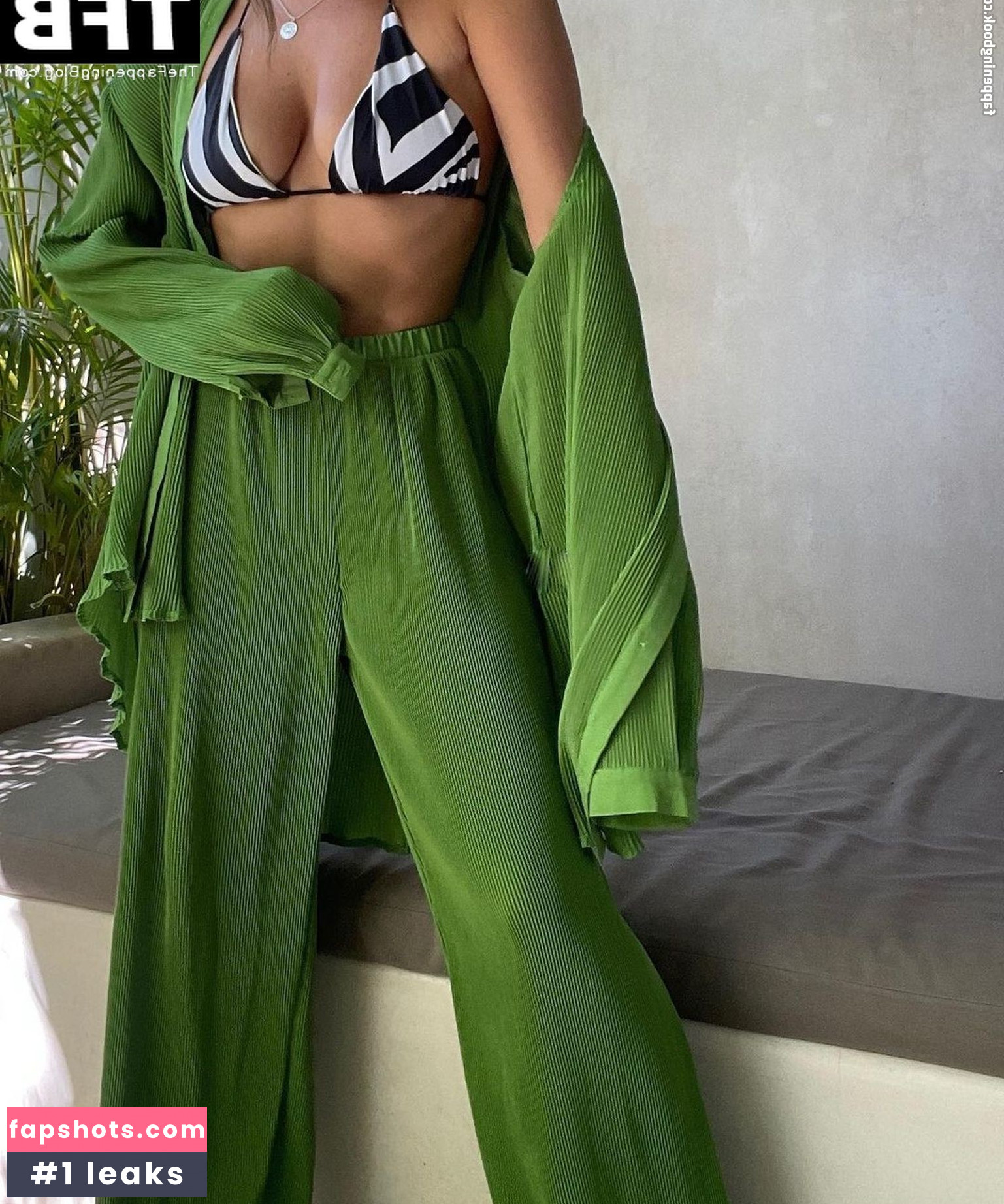 Emma Milton gallery photo #13