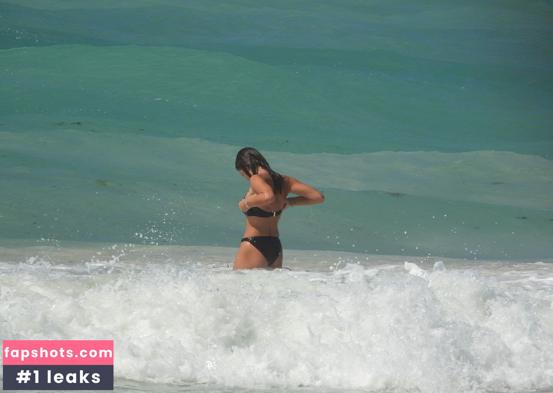 Emma Milton gallery photo #36