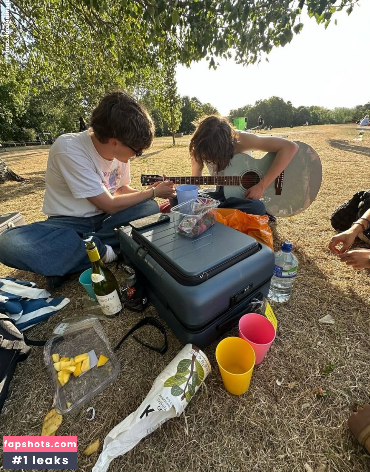 Emma Myers gallery photo #102