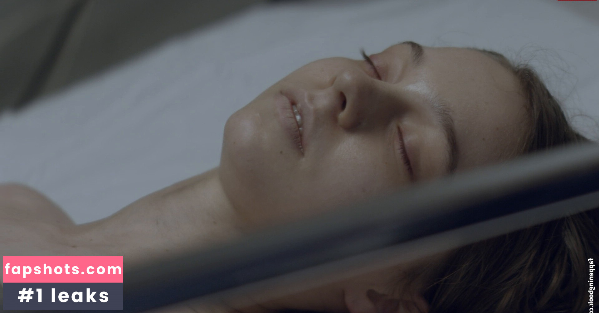 Emma Myers gallery photo #108