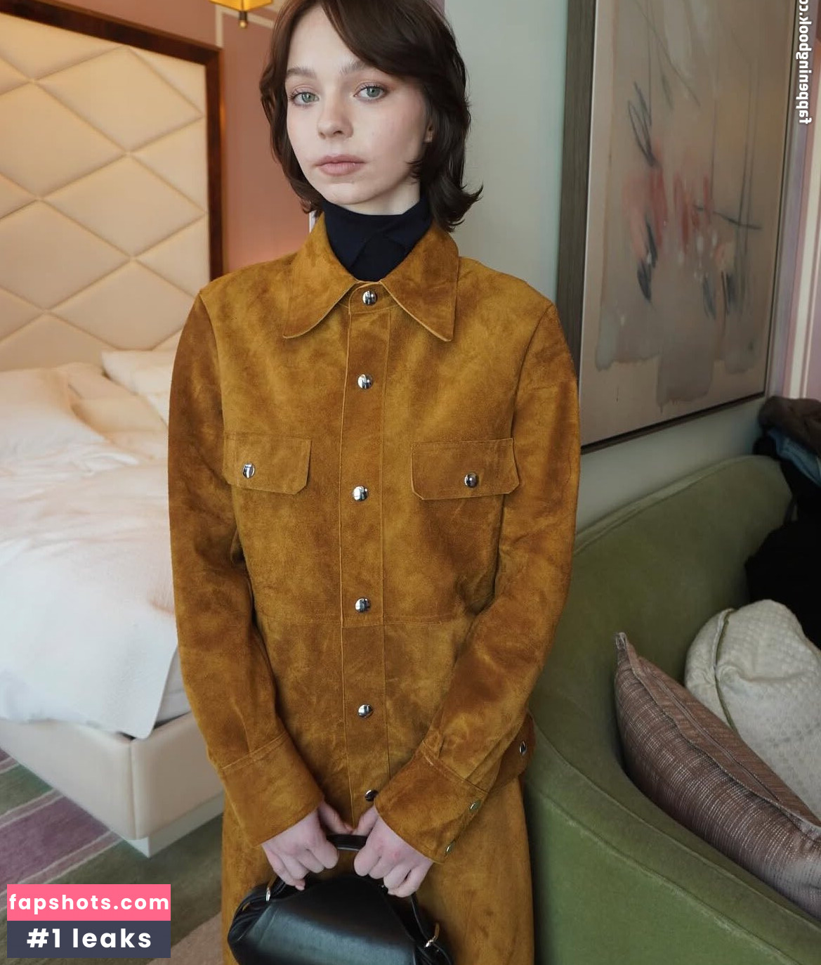 Emma Myers gallery photo #116