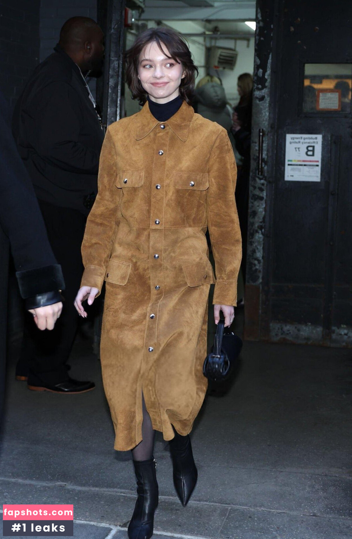 Emma Myers gallery photo #119