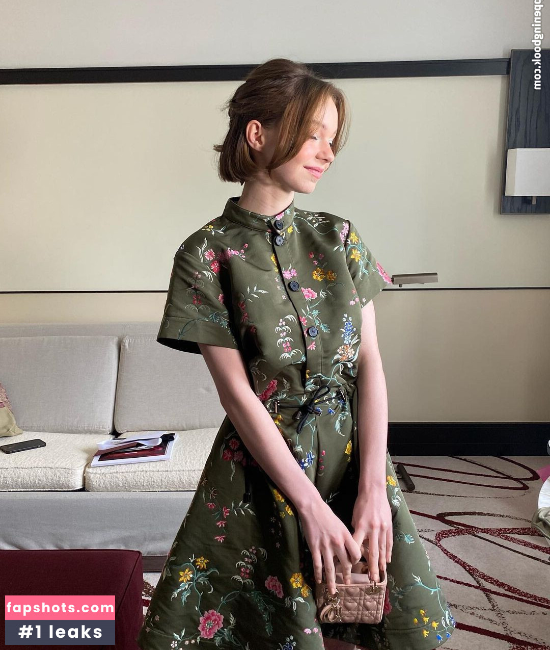 Emma Myers gallery photo #189