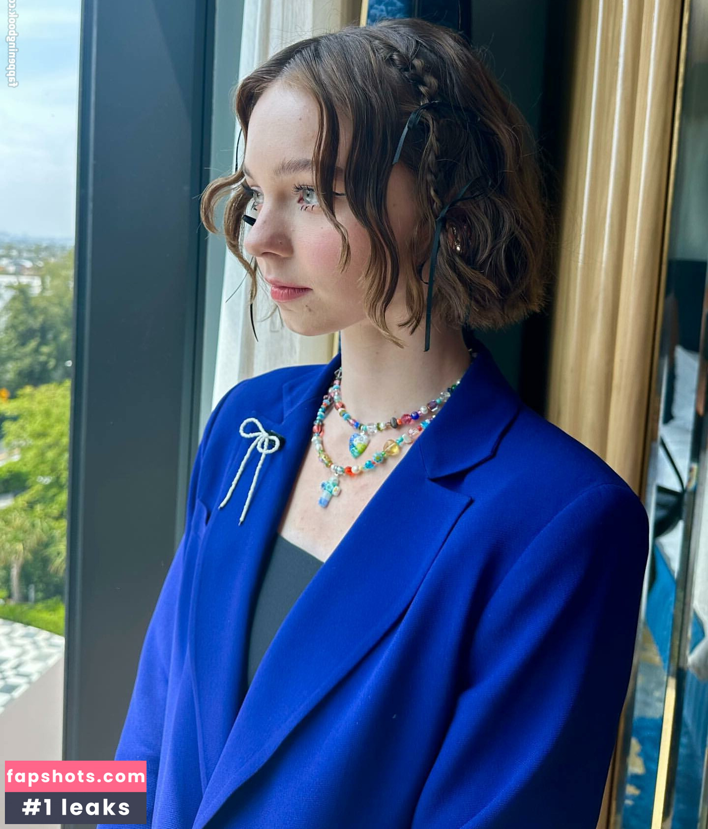 Emma Myers gallery photo #227