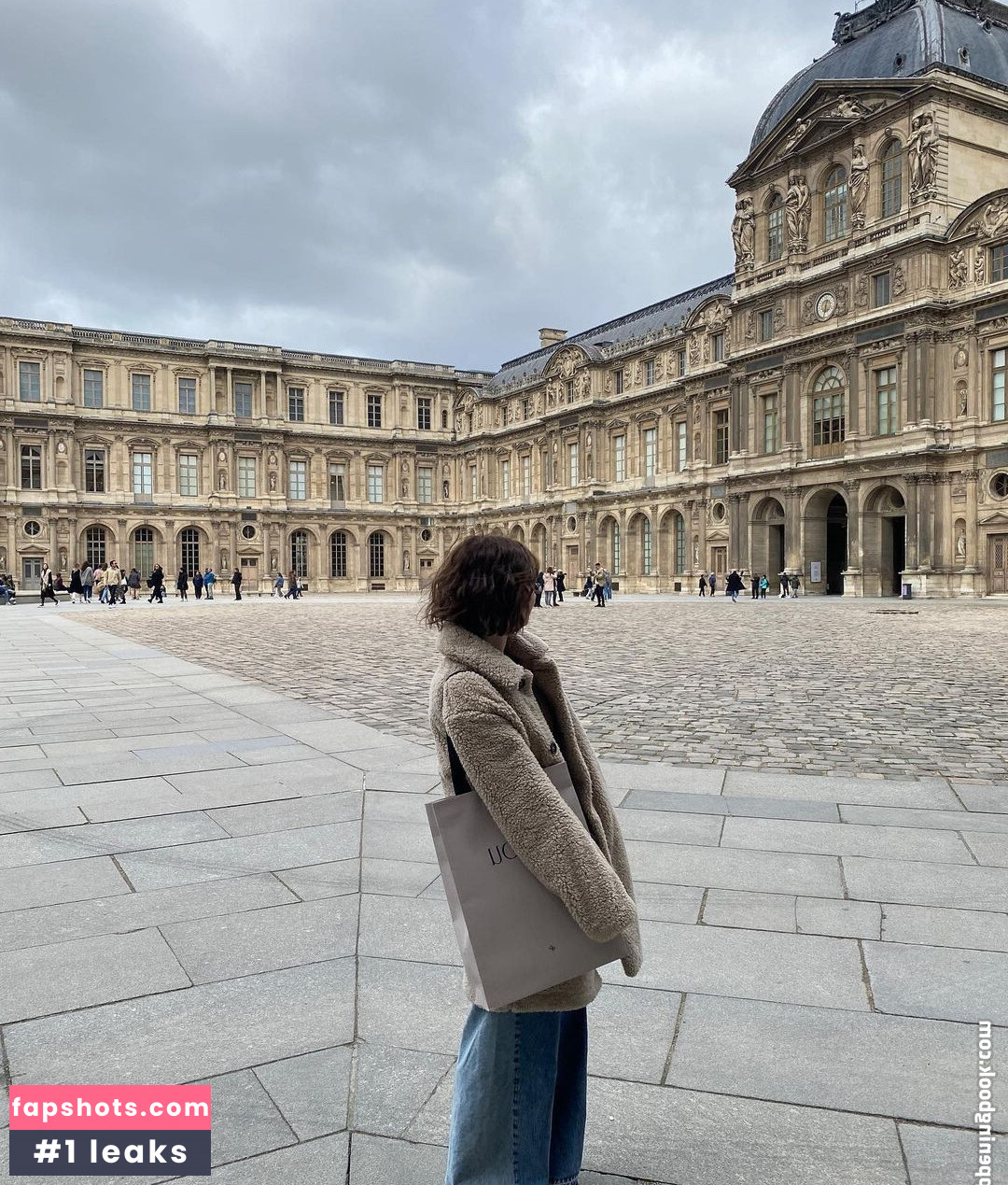 Emma Myers gallery photo #232