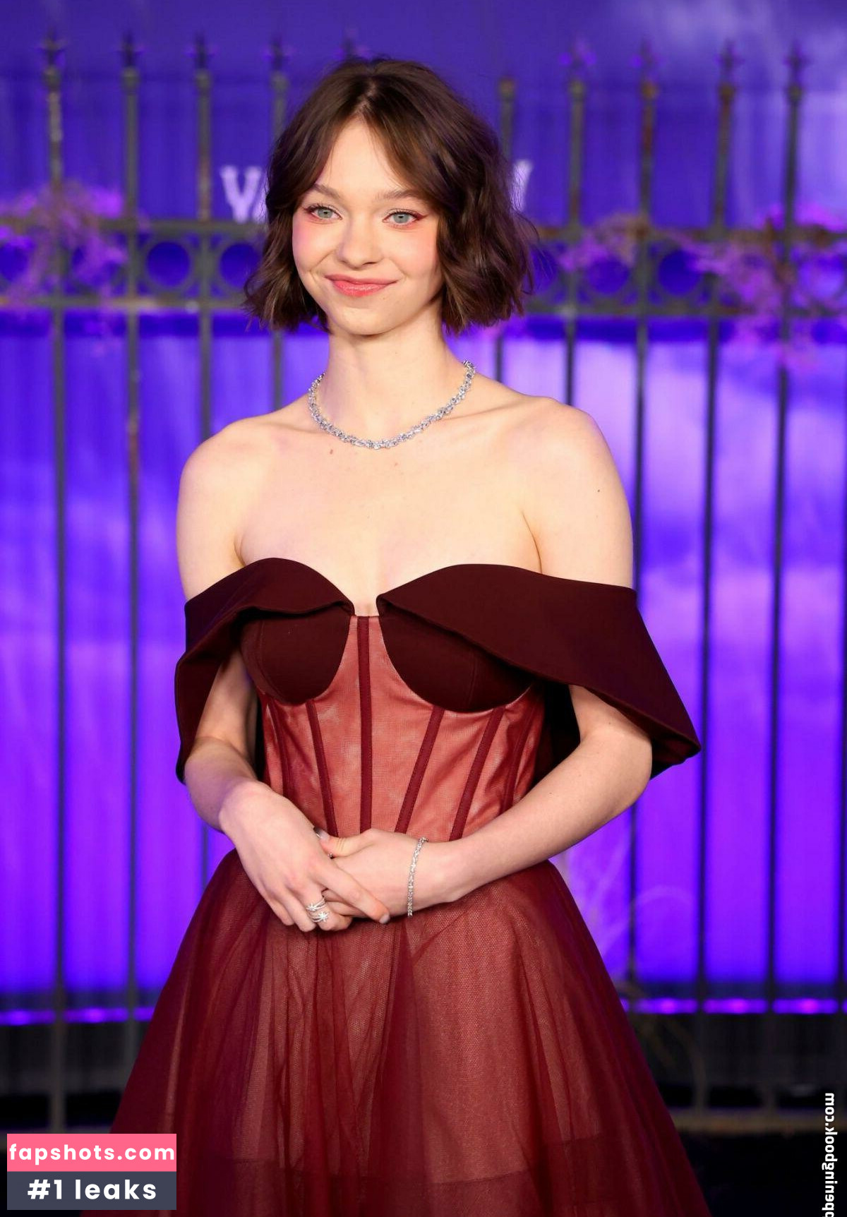 Emma Myers gallery photo #244