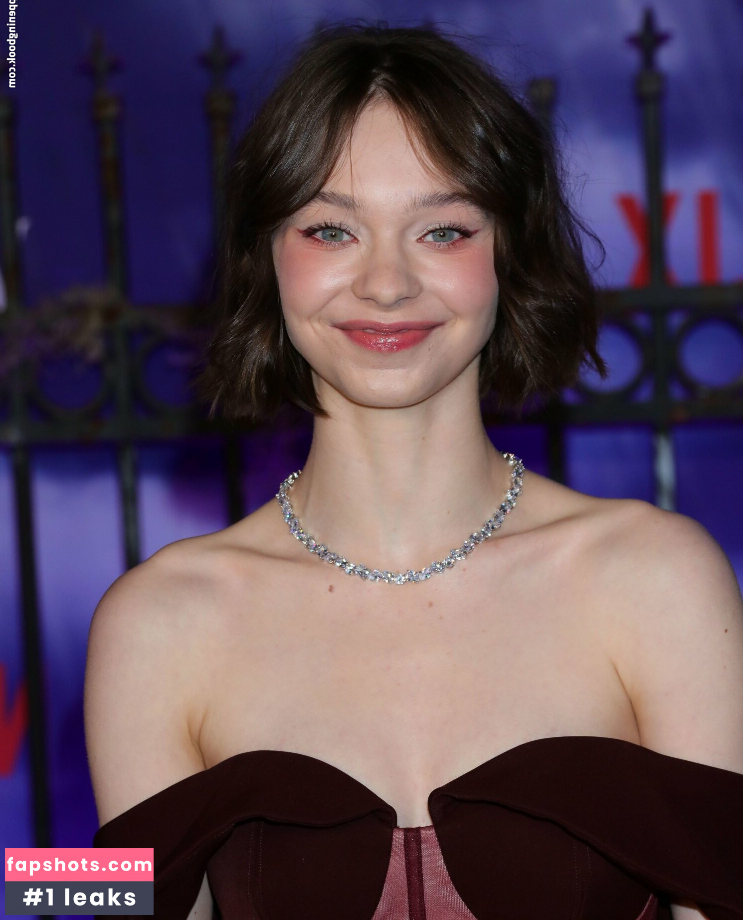 Emma Myers gallery photo #257