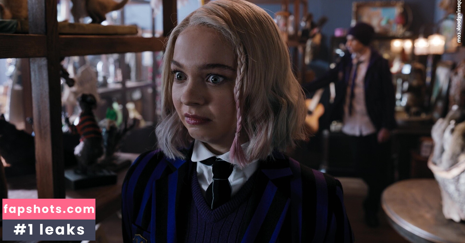 Emma Myers gallery photo #265