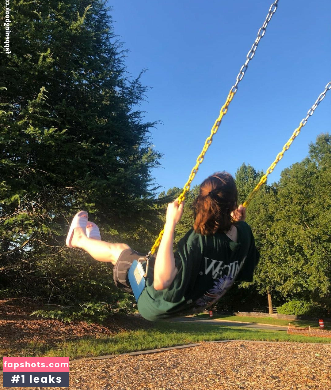 Emma Myers gallery photo #269