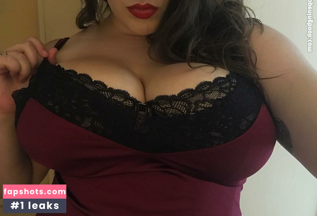 Emma gallery photo #132