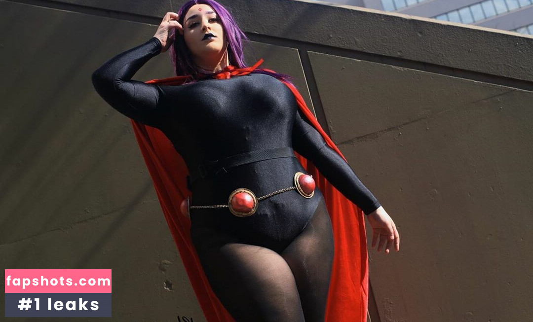 Emma gallery photo #146