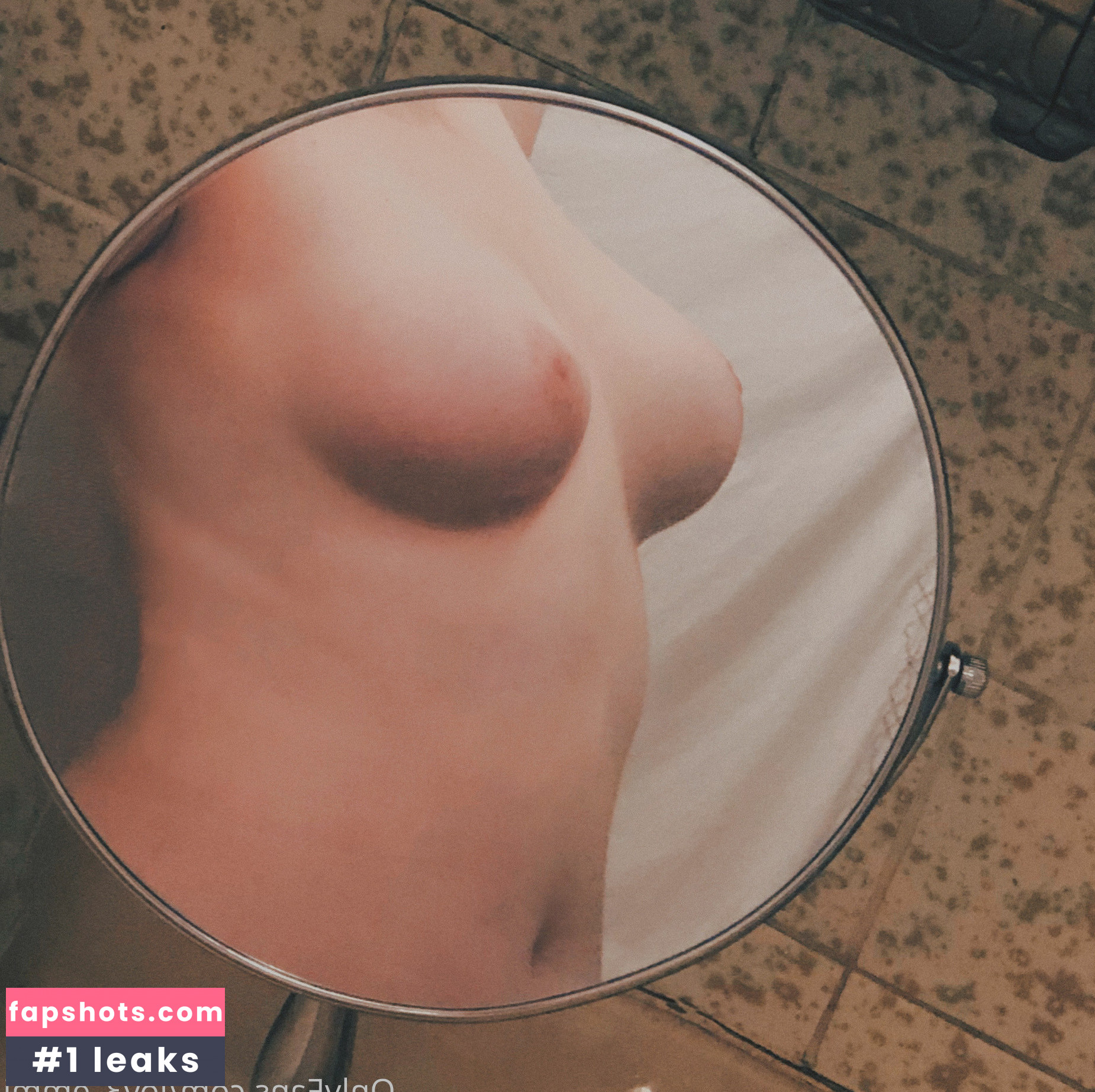 Emma Parker nude babe gallery