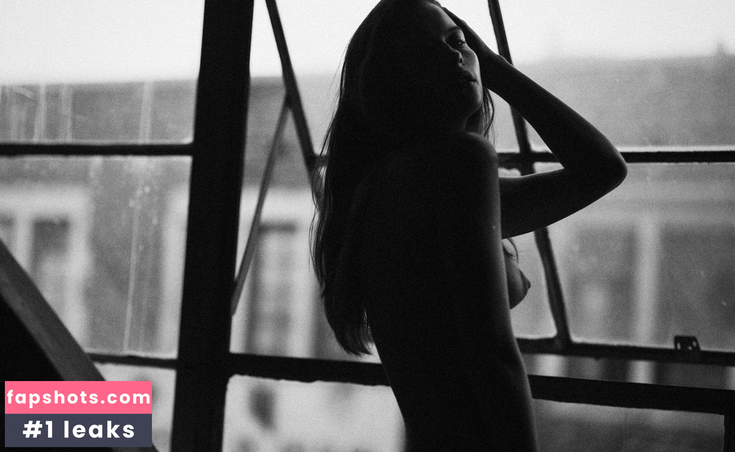 Emma Paterson gallery photo #23