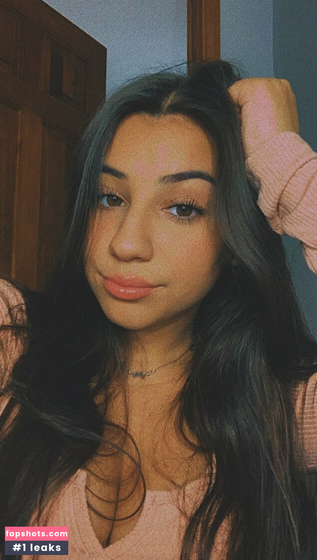 Emma Planzo gallery photo #30