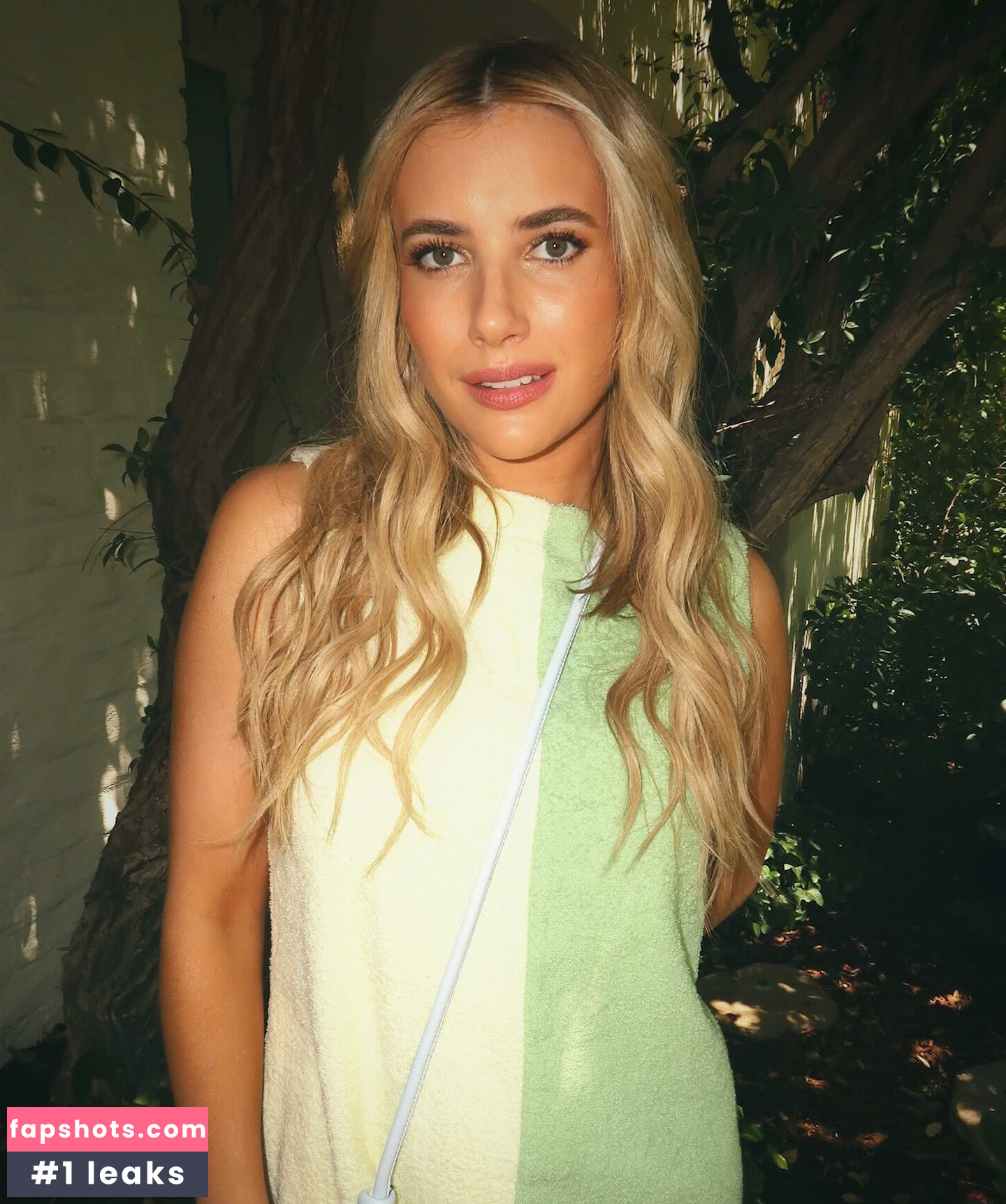 Emma Roberts gallery photo #131