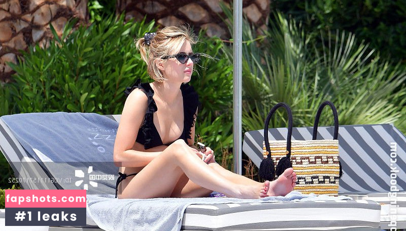 Emma Roberts Nahé úniky fotek pouze od fanoušků #1483 - Fapshots