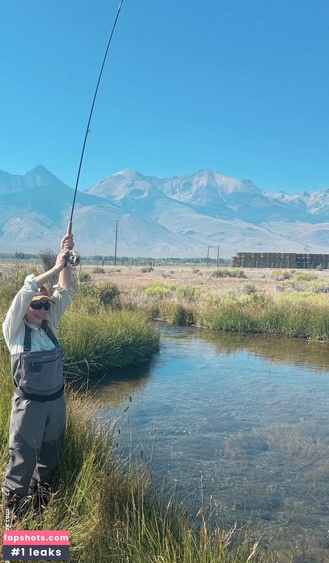 Emma Roberts gallery photo #5