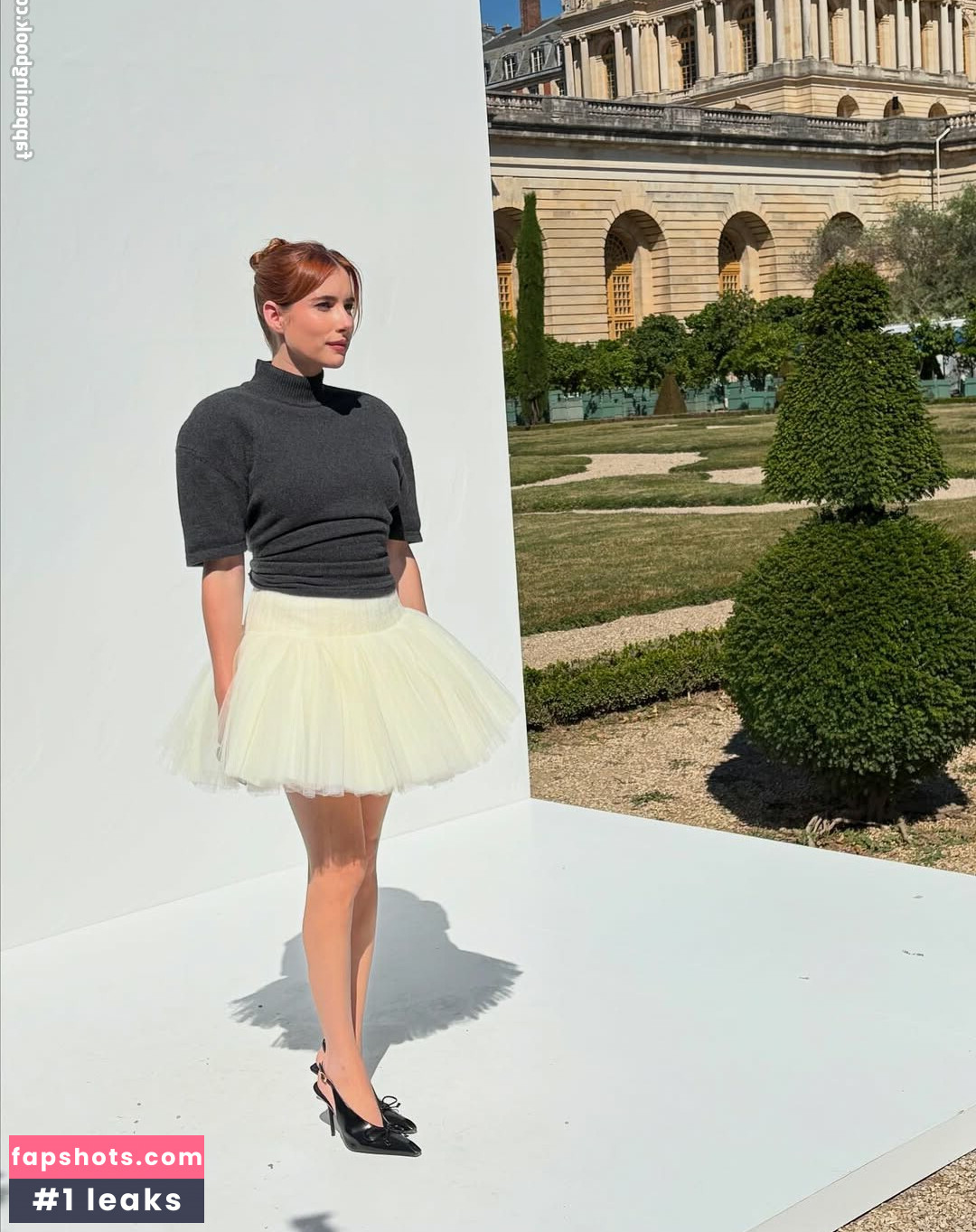 Emma Roberts gallery photo #8