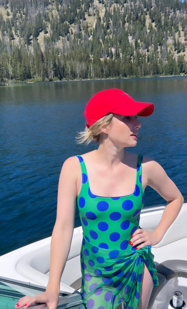 emma-roberts Nude Leaks OnlyFans Photos #792 - LeakJerk