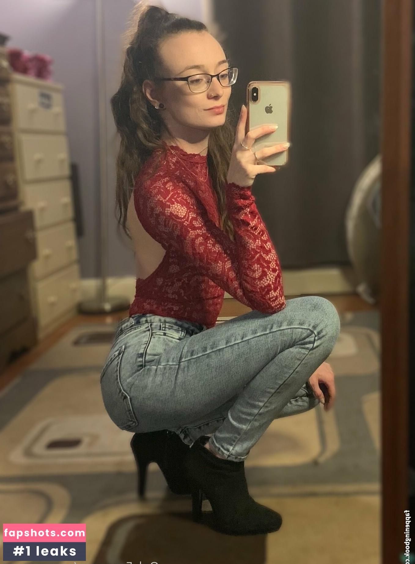 emma.rouge gallery photo #2