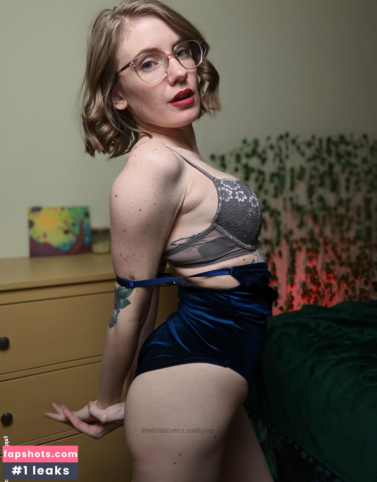 Emma Ruby gallery photo #148