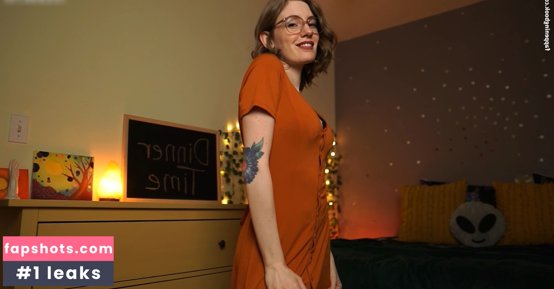 Emma Ruby gallery photo #61