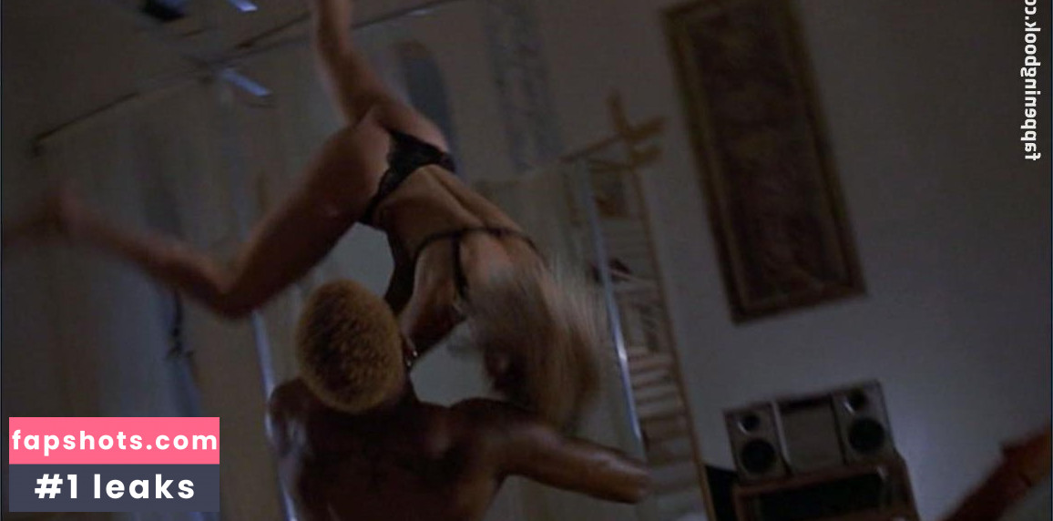 Emma Sjöberg gallery photo #12