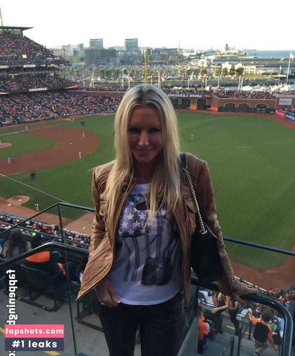 Emma Starr gallery photo #19