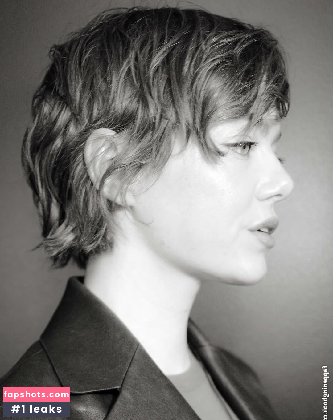 Emma Stone Nude Leaks OnlyFans Photos #26 - LeakJerk