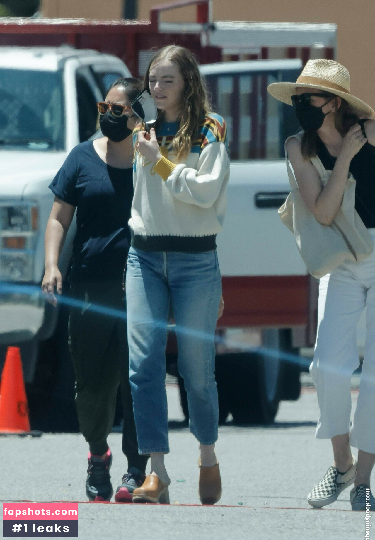 Emma Stone Nude Leaks OnlyFans Photos #531 - LeakJerk