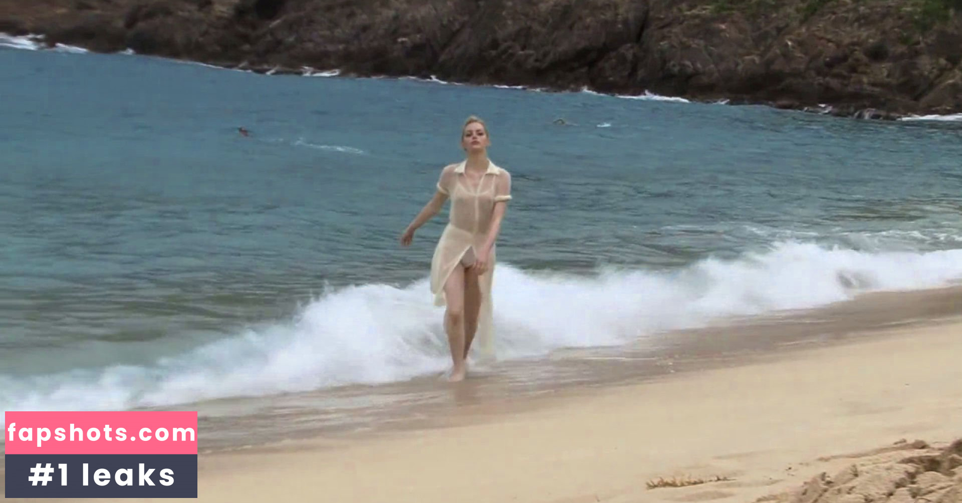 Emma Stone Nude Leaks OnlyFans Photos #988 - LeakJerk