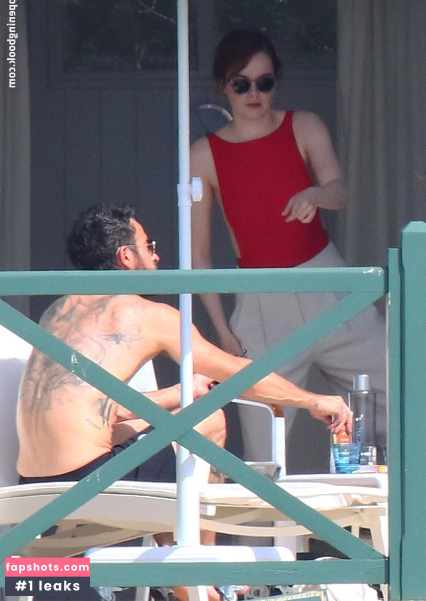 Emma Stone Nude Leaks OnlyFans Photos #999 - LeakJerk