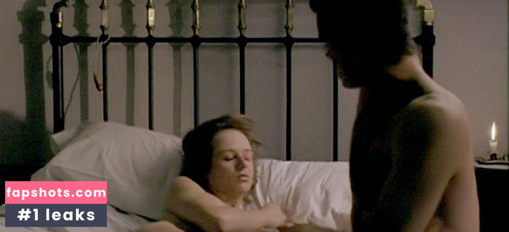 Emma Suárez gallery photo #25