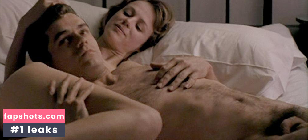 Emma Suárez gallery photo #33