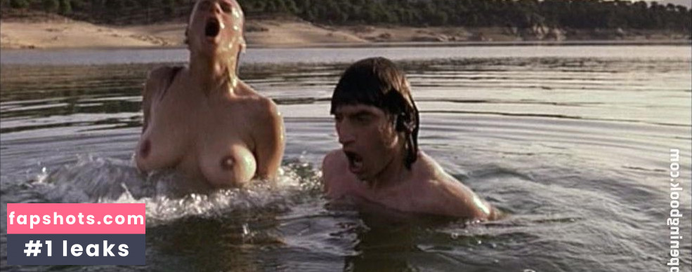 Emma Suárez gallery photo #44