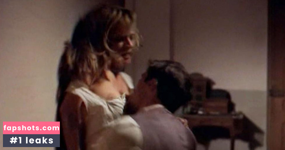 Emma Suárez gallery photo #50