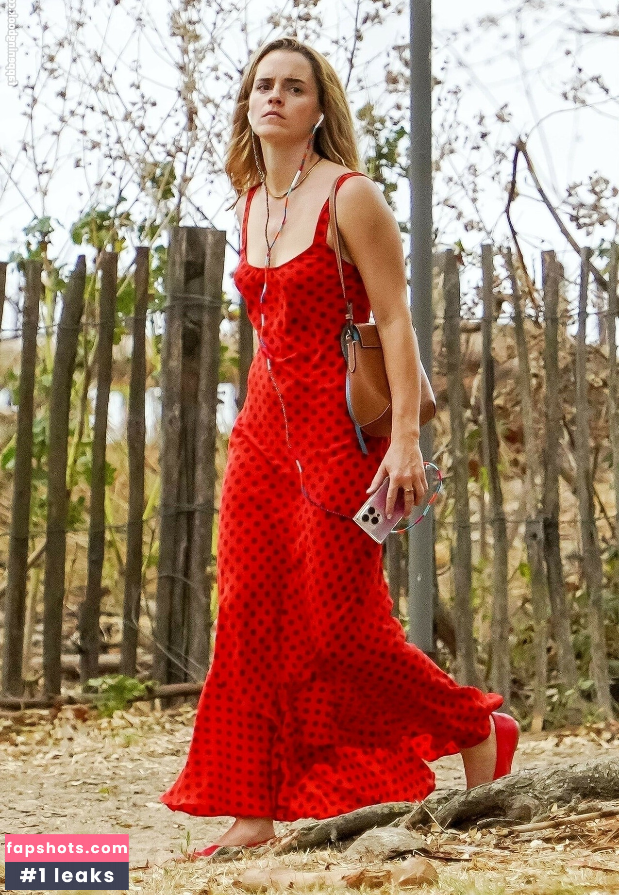 Emma Watson Nude Leaks OnlyFans Photos #11 - LeakJerk