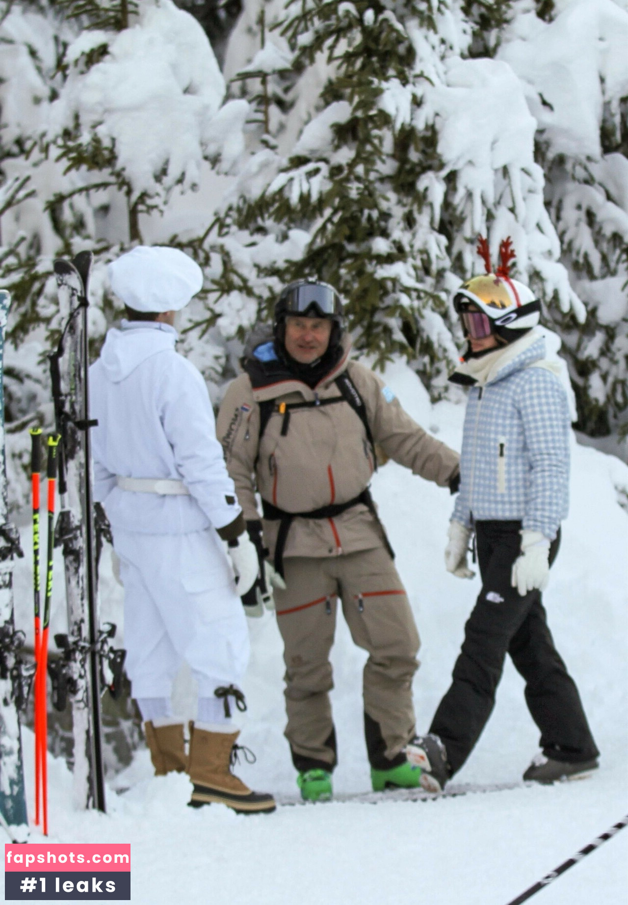 Emma Watson Nude Leaks OnlyFans Photos #101 - LeakJerk